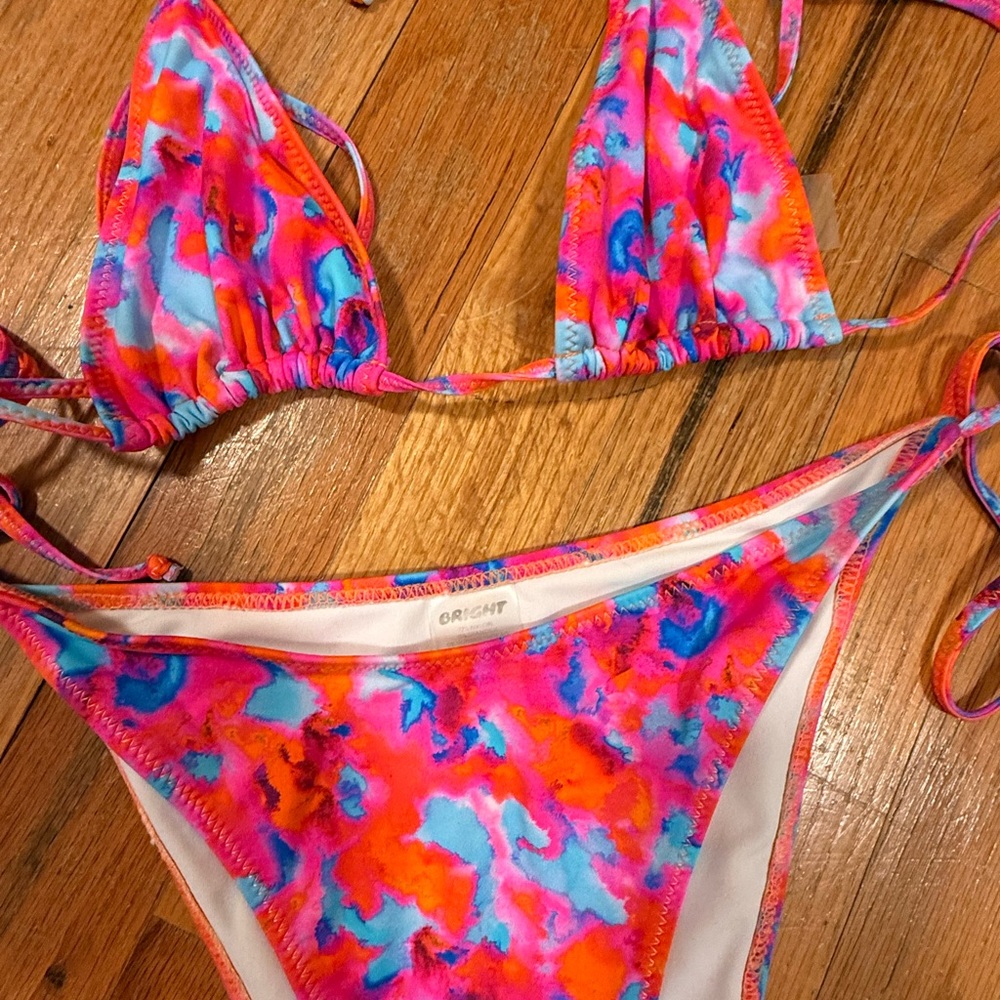 Colorful Abstract Bikini Set - Picture 3 of 4